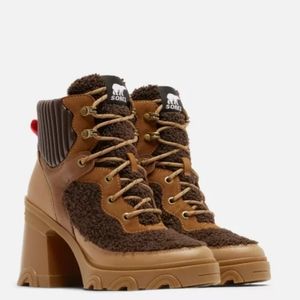 Sorel Block Heel Lace-up Boot
